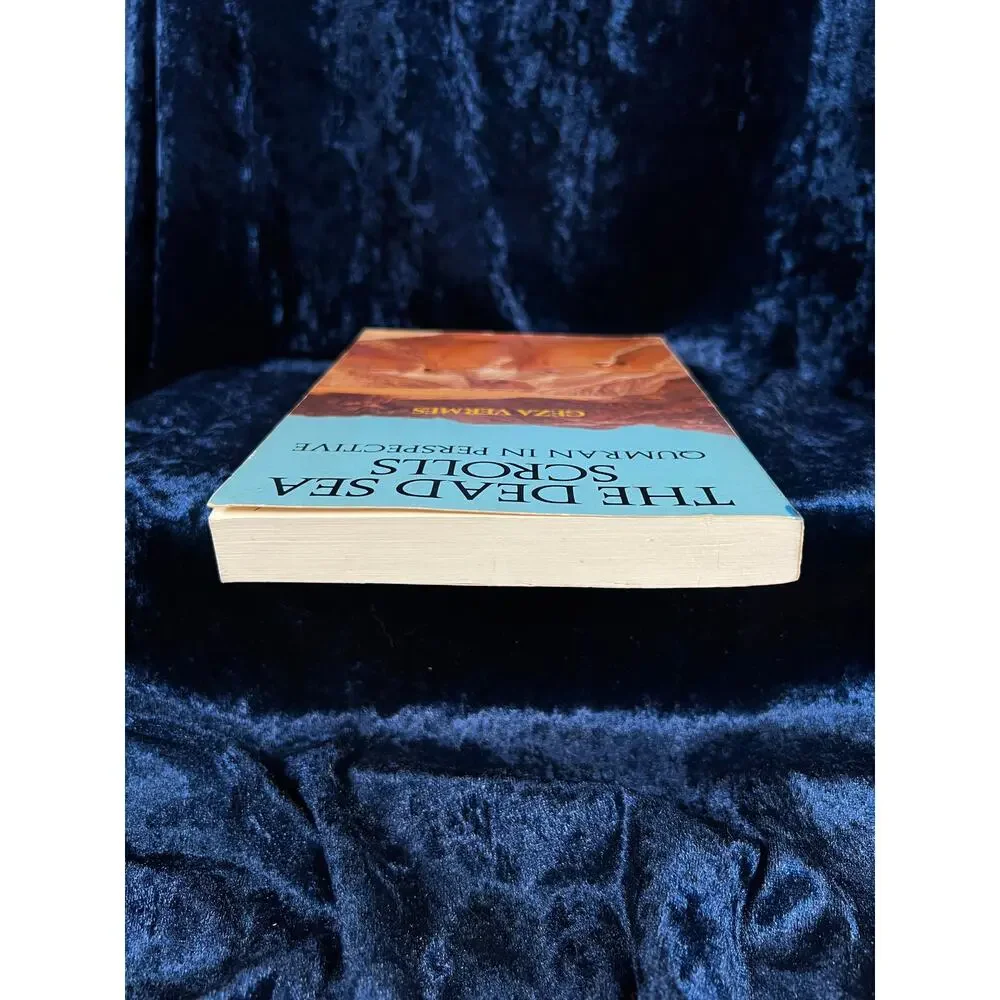Vintage 1985 Dead Sea Scrolls Book – Qumran in Perspective by Geza Vermes